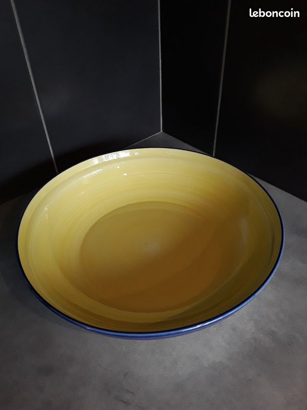 Grand plat de service creux neuf (image 1)