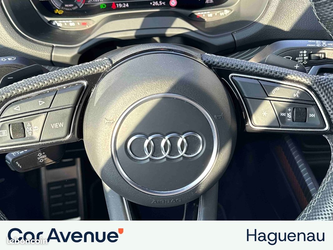 AUDI Q2 35 TDI 150 S tronic 7 Black Edition / Toit Ouvrant / GPS / Caméra / Hayon Electrique / Attelage (image 22)