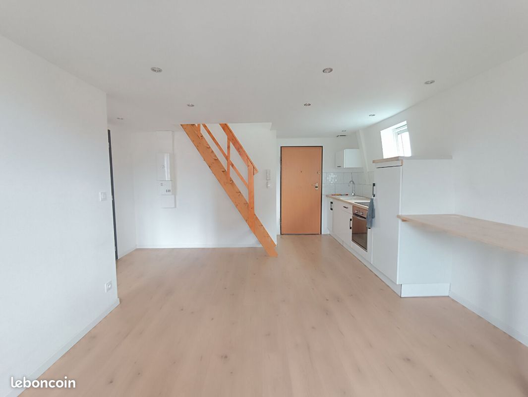 Appartement 2 pièces 51 m² · à Saint-Quentin · 51 m² · 550 €