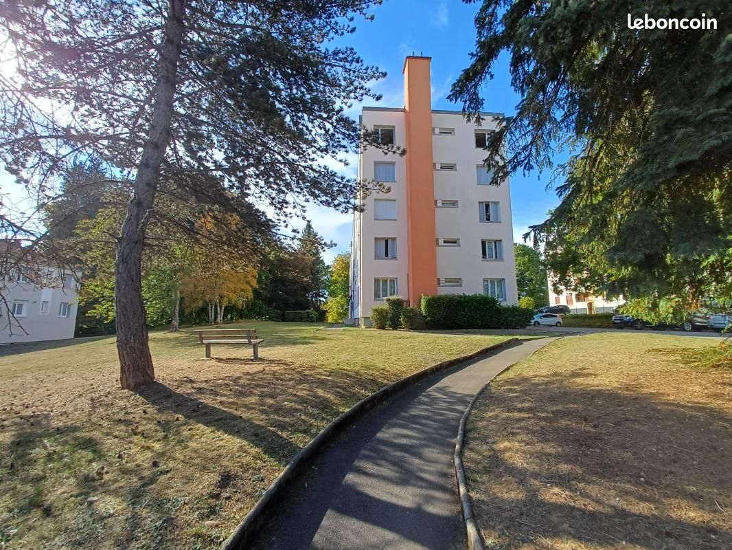 Appartement 1 pièce 32 m² · à Luxeuil-les-Bains · 32 m² · 277 €/mois
