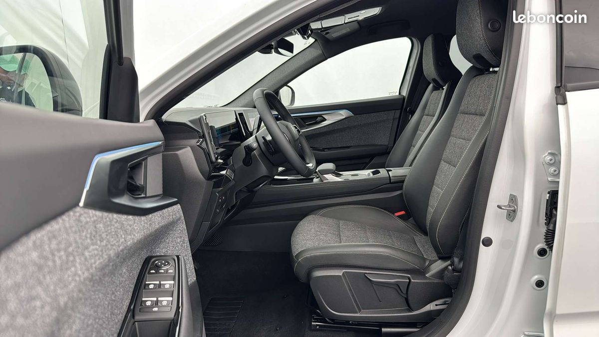 Renault espace e tech full hybrid 200 gsr2 techno (image 26)