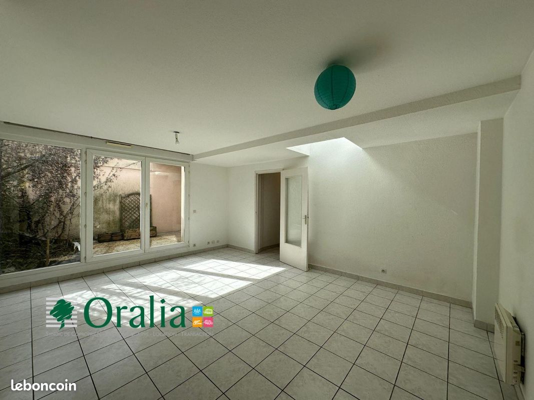 Appartement 1 pièce 44 m² · à Grenoble · 44 m² · 676 €