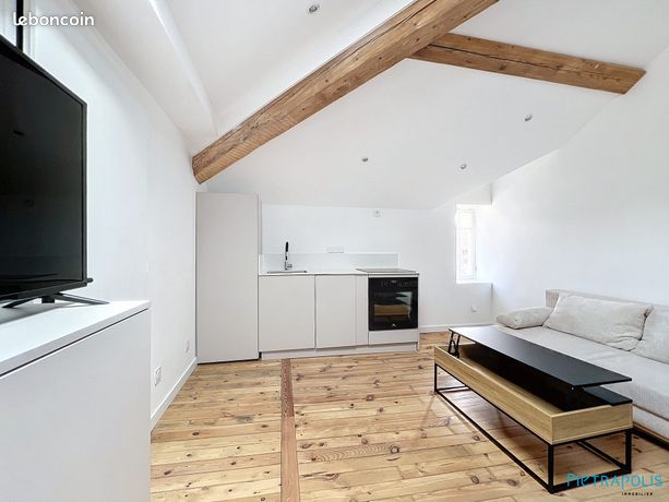 Studio 1 pièce 21 m²