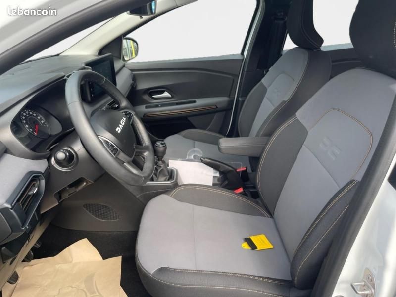 Dacia Sandero 1.0 TCe 90ch Stepway Extreme -24 (image 14)