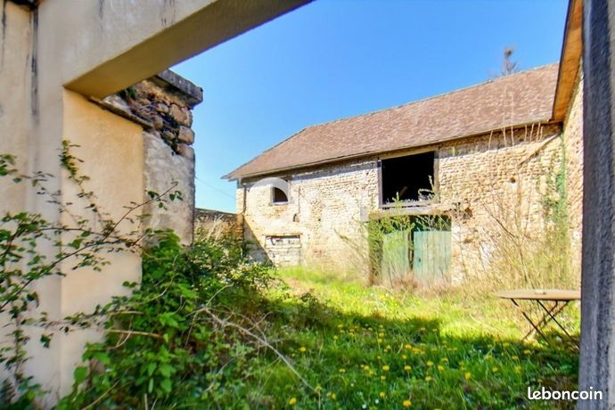 Maison 4 pièces 156 m²