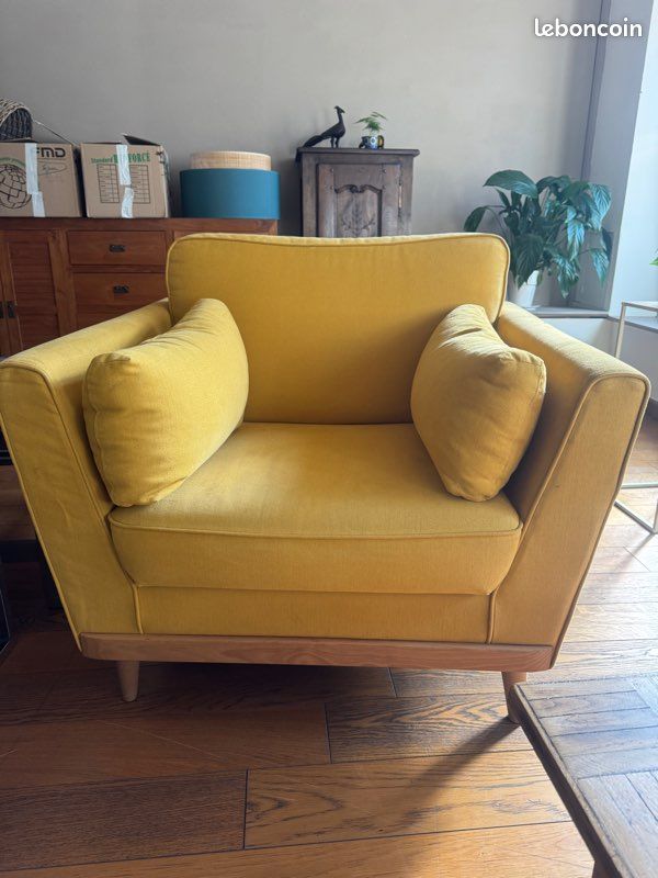 Grand fauteuil jaune modèle Tasie (image 1)
