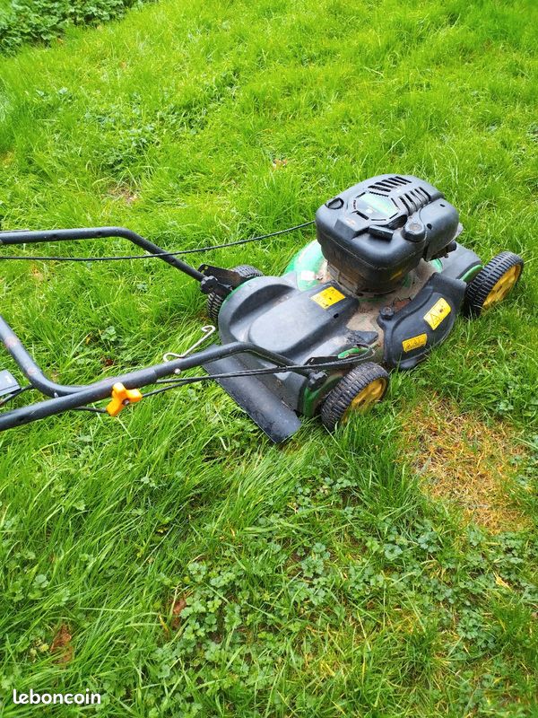 Mowers Auction John Deere Self Propelled Lawn Mower Js63 John - Main Image