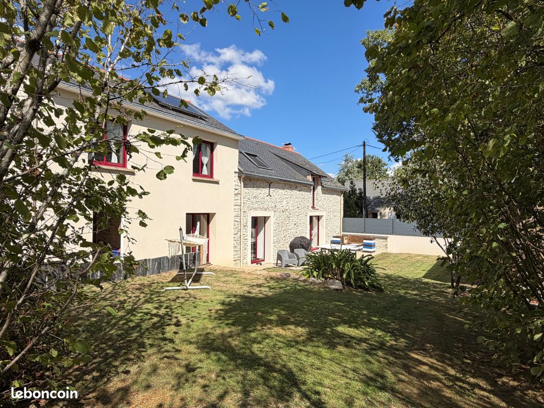 Maison 8 pièces 176 m² · à Sucé-sur-Erdre · 176 m² · 549 500 €