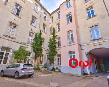 Appartement 1 030 000 € - 208 m²