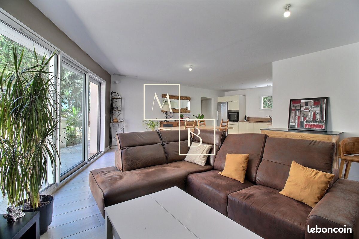 Maison 4 pièces 108 m² · à Poussan · 108 m² · 349 000 €