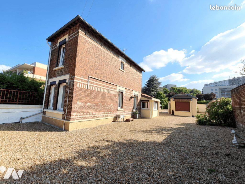 Maison 4 pièces 86 m² · à Saint-Quentin · 86 m² · 141 600 €