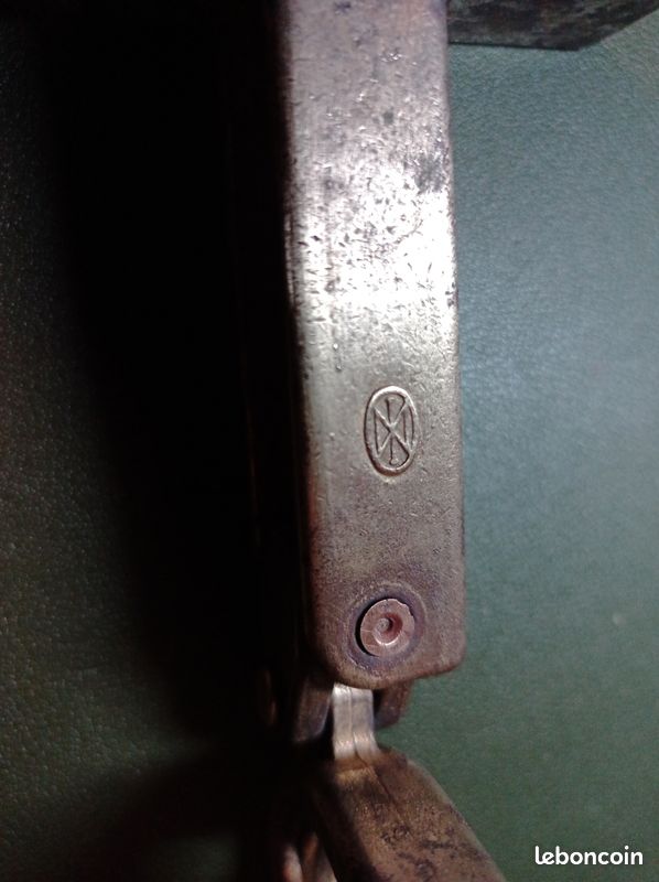 Paire de poulies anciennes de guidage articulées a bec, en bronze (image 5)