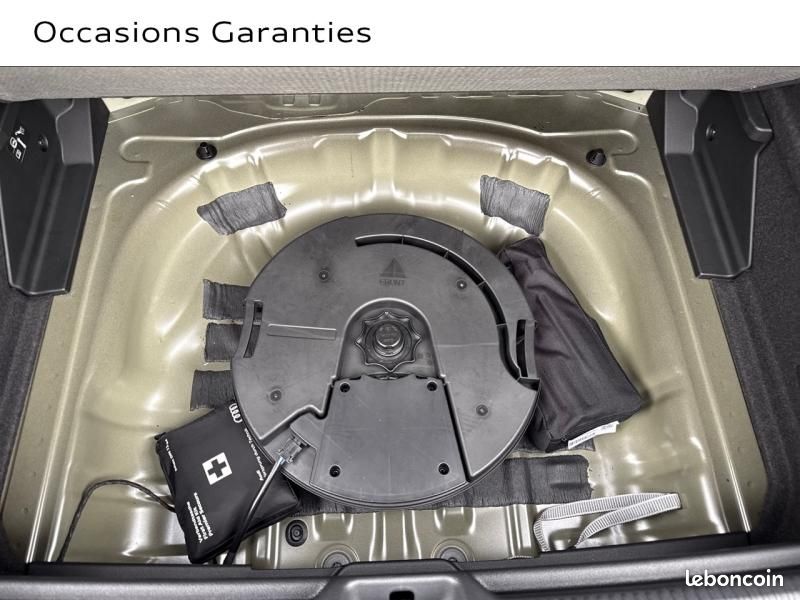 Audi Q2 35 TFSI 150ch S line Plus S tronic 7 (image 17)