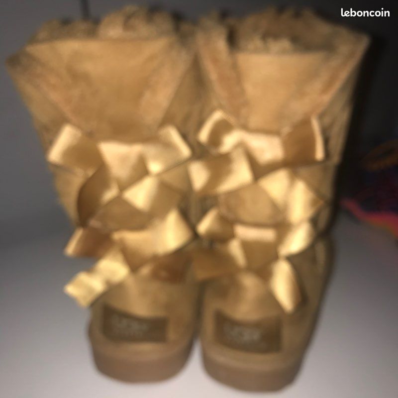 Ugg marron (image 1)