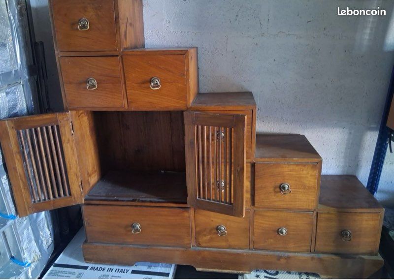 Meuble en bois (image 2)