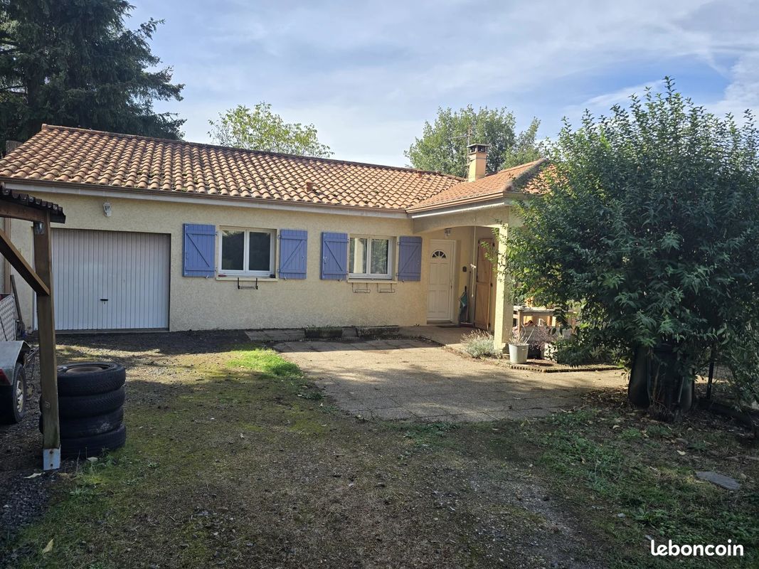 Maison 3 pièces 88 m² · à Auzat-la-Combelle · 88 m² · 165 800 €