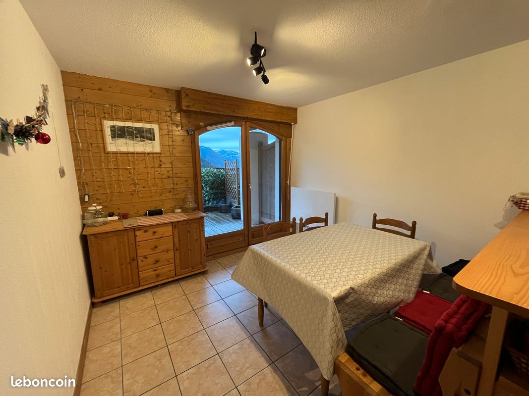 Ete 2026 / 4 à 6 personnes - La Giettaz - Megève - La Clusaz - Les Aravis (image 2)