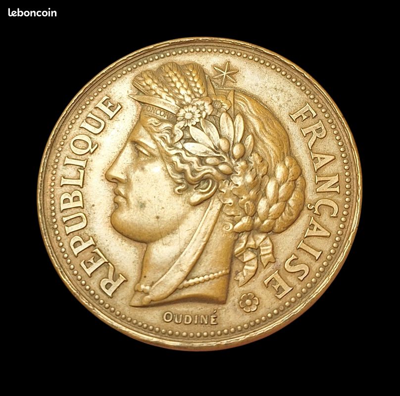 Médaille bronze Cérès école des beaux-arts ville de Nîmes (image 1)