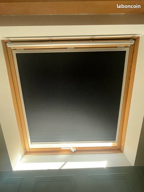 Store occultant marque Velux (image 1)