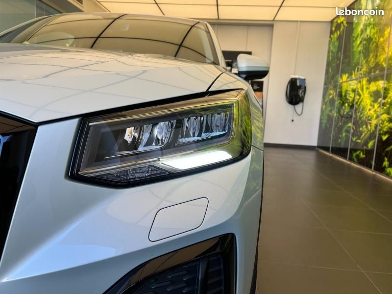 Audi Q2 35 TFSI 150ch Design S tronic 7 (image 4)
