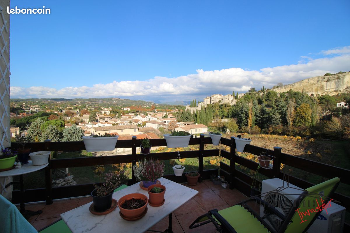 Appartement 2 pièces 52 m² · à Vaison-la-Romaine · 52 m² · 140 000 €