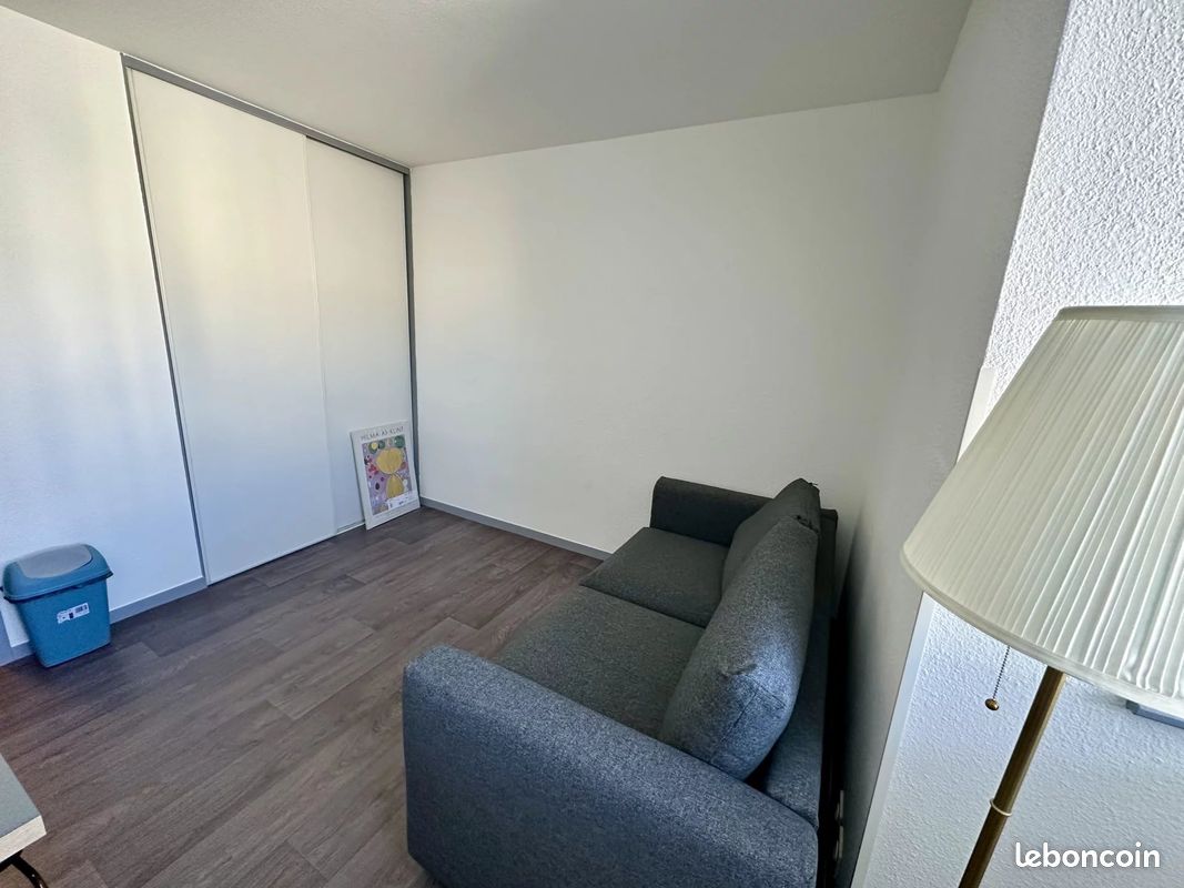 Appartement 1 pièce 19 m² · à Grenoble · 19 m² · 450 €