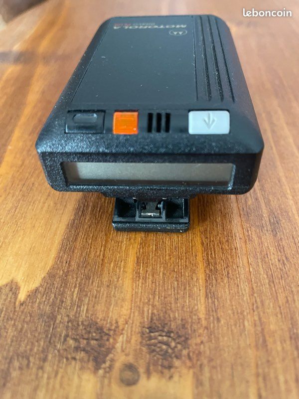 Téléavertisseur Motorola Flex avec clip de ceinture et guide, bleu clair translucide testé