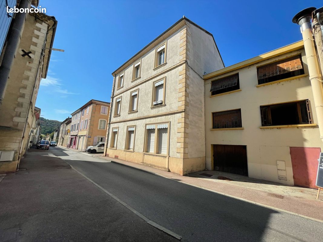 Appartement 2 pièces 35 m² · à Saint-Uze · 35 m² · 335 €/mois