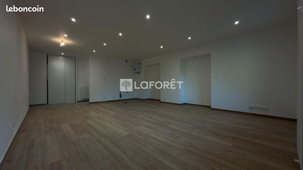 Appartement 2 pièces 49 m² · à Salins-Fontaine · 49 m² · 217 000 €