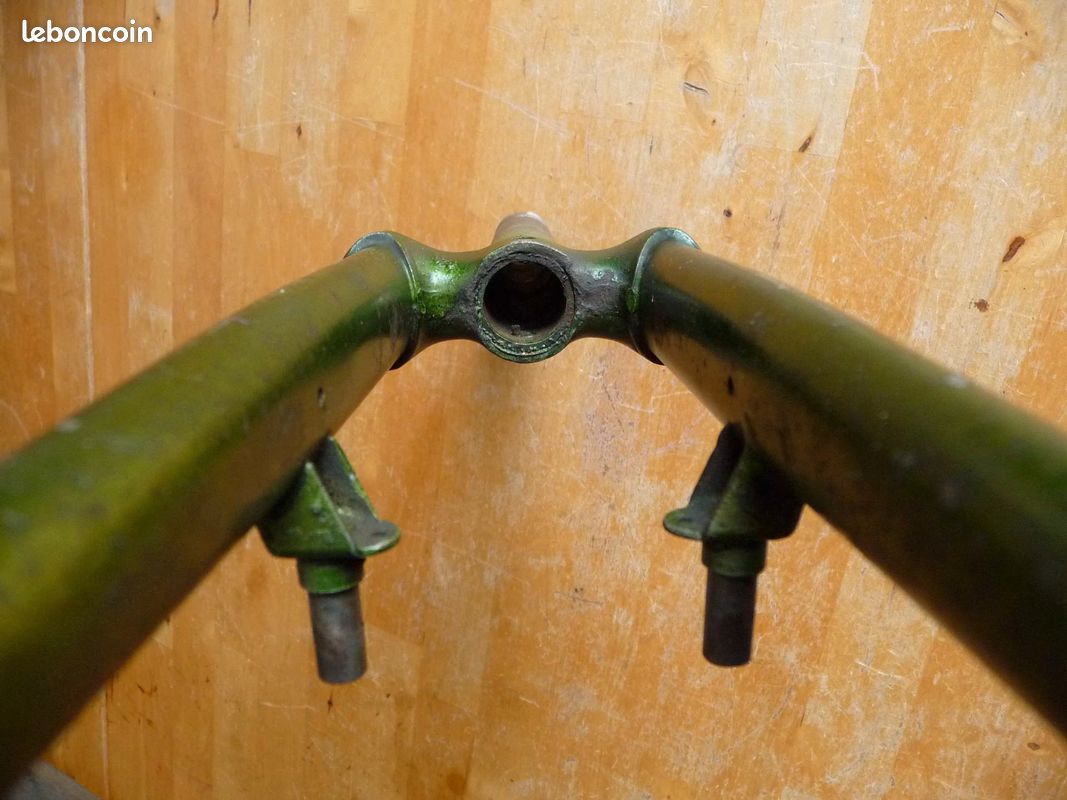 Ancienne Fourche De Vélo Pour Roue 650 - Pièce Vintage Cycle