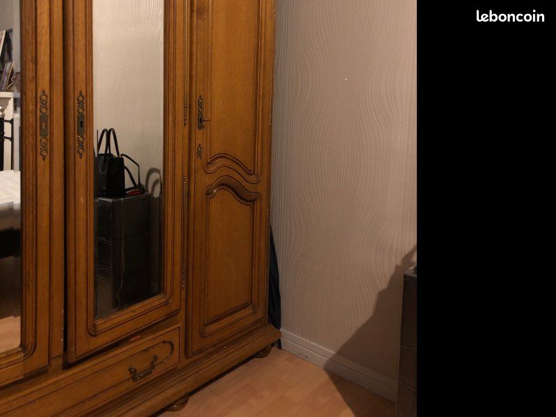 Armoire en bois (image 2)