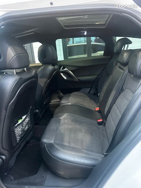 CITROEN DS5 1.6 D 120ch SO CHIC - 2014 - 110 000 km - Toit panoramique (image 11)