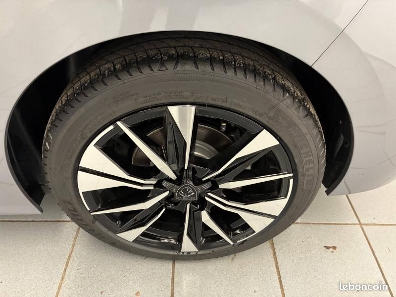 Peugeot 308 1.2 Hybrid 145ch Allure e-DCS6 (image 5)