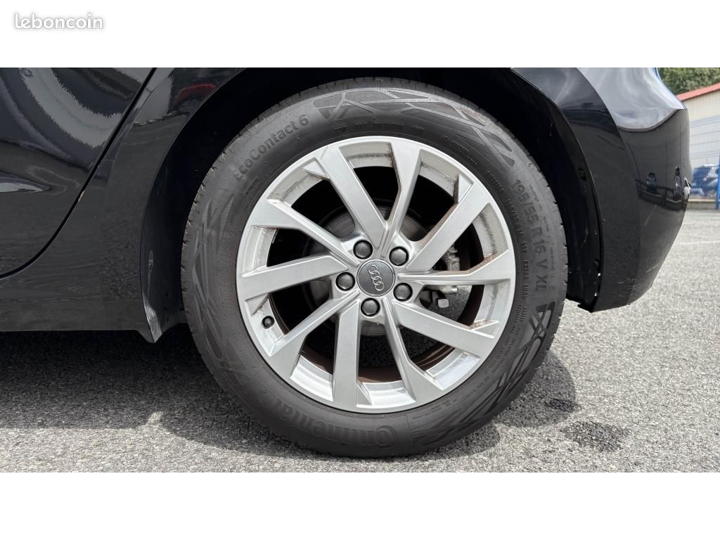 AUDI A1 Sportback - 1.0 30 TFSI 116ch Boite Auto Business line / Garantie 12 mois / Pneus AV neufs (image 26)