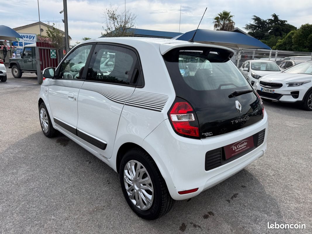 Renault Twingo RENAULT Twingo III 0.9 TCe 12V eco2 EDC 90 cv Boîte auto Limited (image 4)