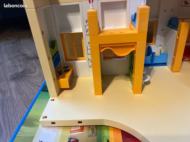 Playmobil citylife 5567 garderie (image 7)