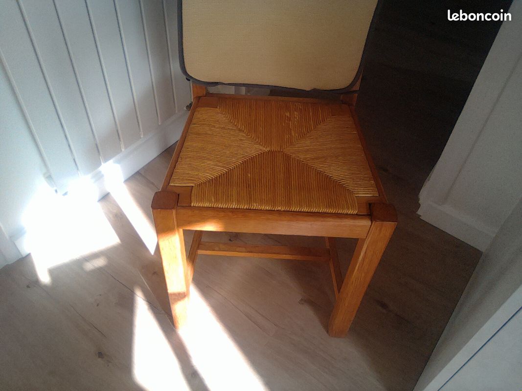 Chaises de cuisine en bois (image 1)