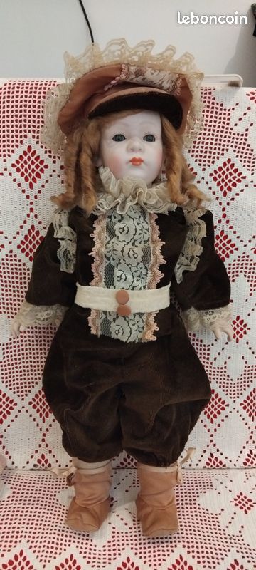 POUPÉE PORCELAINE ANCIENNE habillée d'origine 40 cm TBE EUR 8,00 POUPÉE PORCELAINE ANCIENNE habillée d'origine 40 cm TBE EUR 8,00
