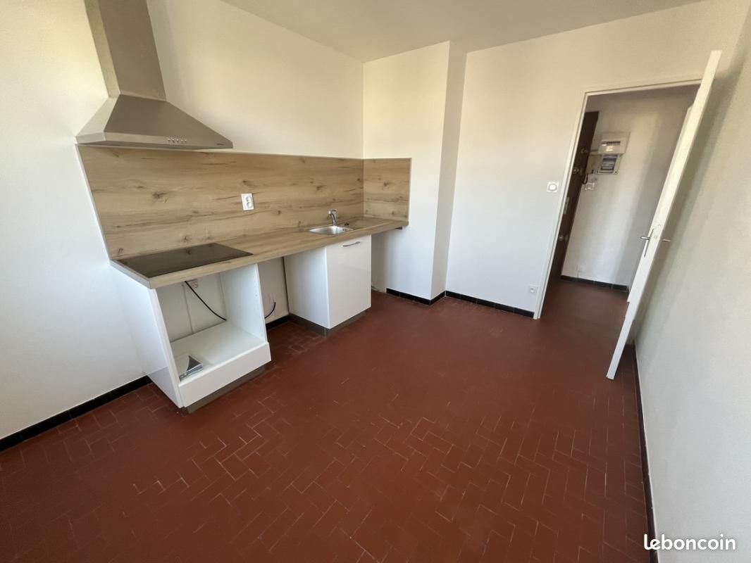 Appartement 2 pièces 43 m² · à Fontaine · 43 m² · 627 €/mois