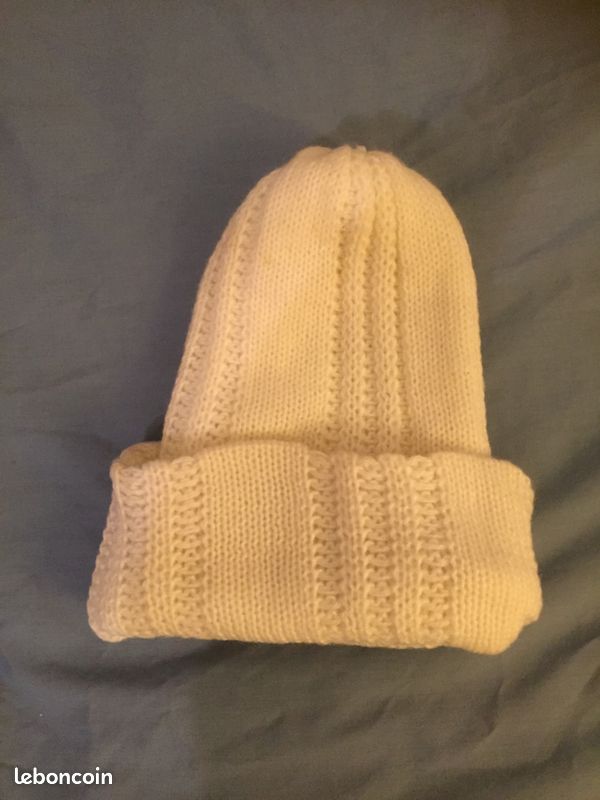 Bonnet blanc (image 1)