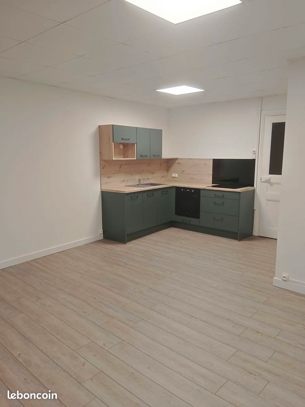 Appartement 2 pièces 49 m² · à Tence · 49 m² · 450 €/mois