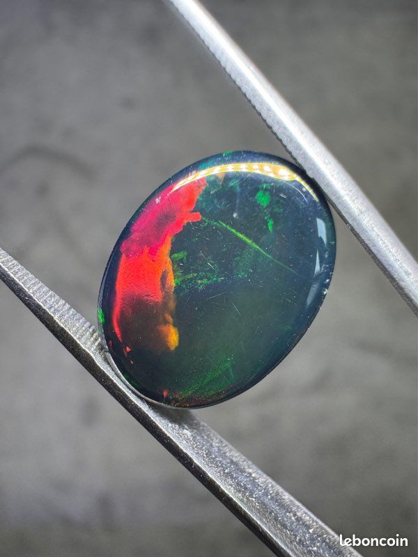 Opale brute d'Ethiopie | Dimensional Vortex