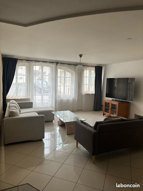 Appartement 4 pièces 100 m² · à Glatigny · 100 m² · 960 €/mois