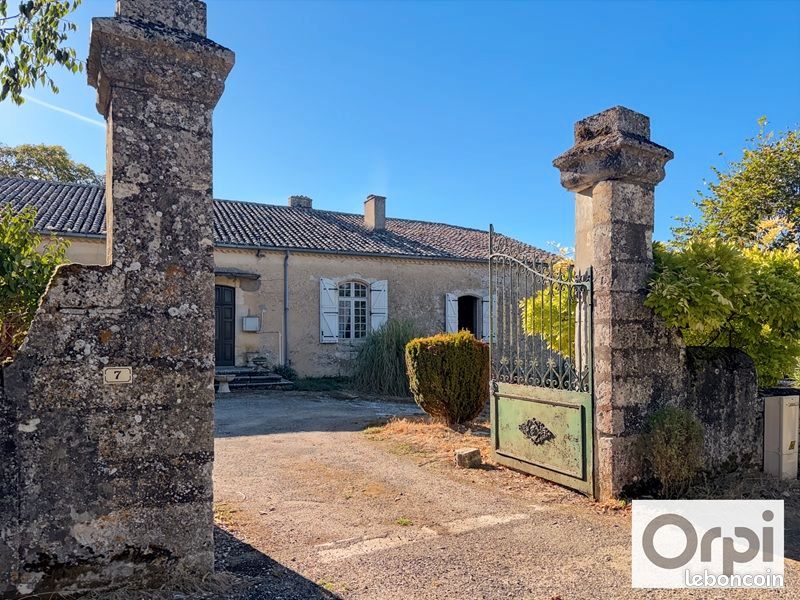 Maison 5 pièces 325 m² · à Gramont · 325 m² · 295 000 €