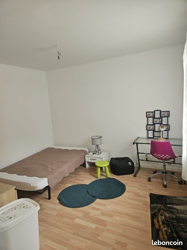 Appartement 1 pièce 22 m² · à Saint-Étienne · 22 m² · 420 €/mois