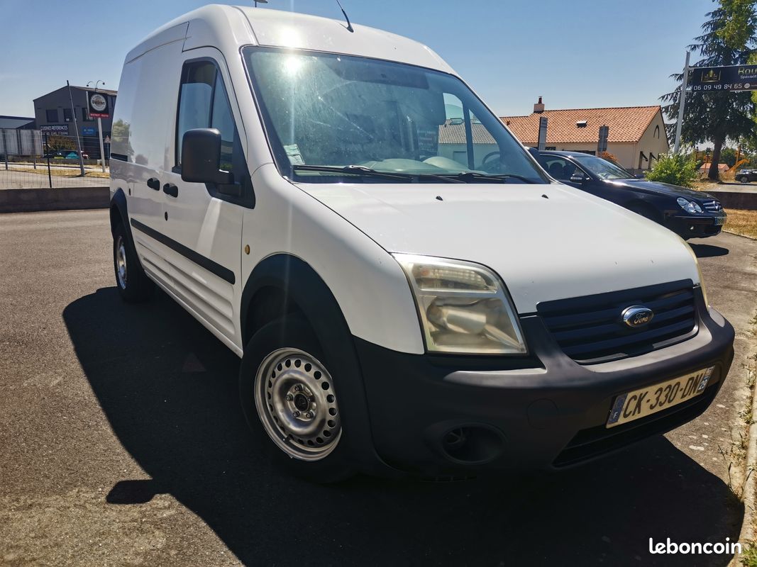Ford Transit Connect 90T230 Embrayage Neuf Clim (image 1)