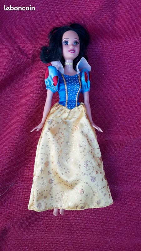 Poupée Barbie Blanche neige 2006 Mattel (image 5)