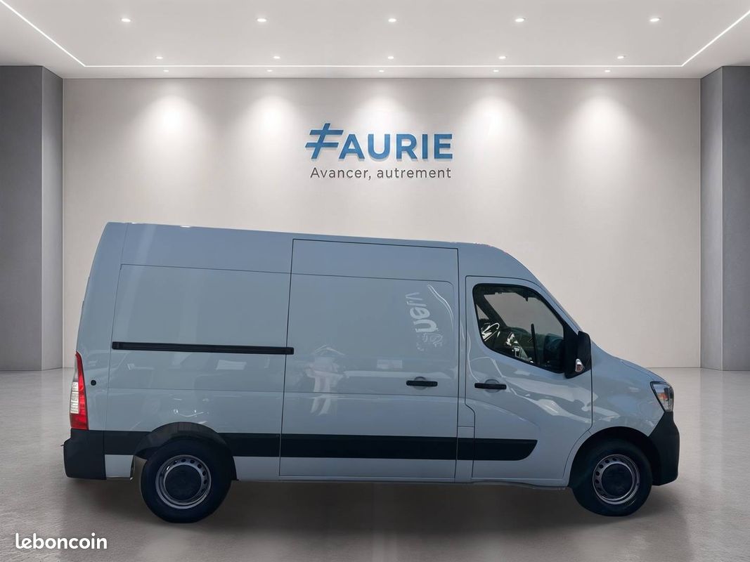 Renault master fgn trac f3500 l2h2 blue dci 135 confort (image 4)