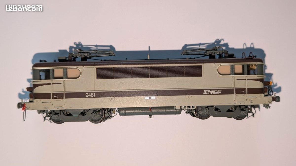 LIMA BB 9491 locomotive électrique HO 1/87 SNCF livrée Arzens très rare