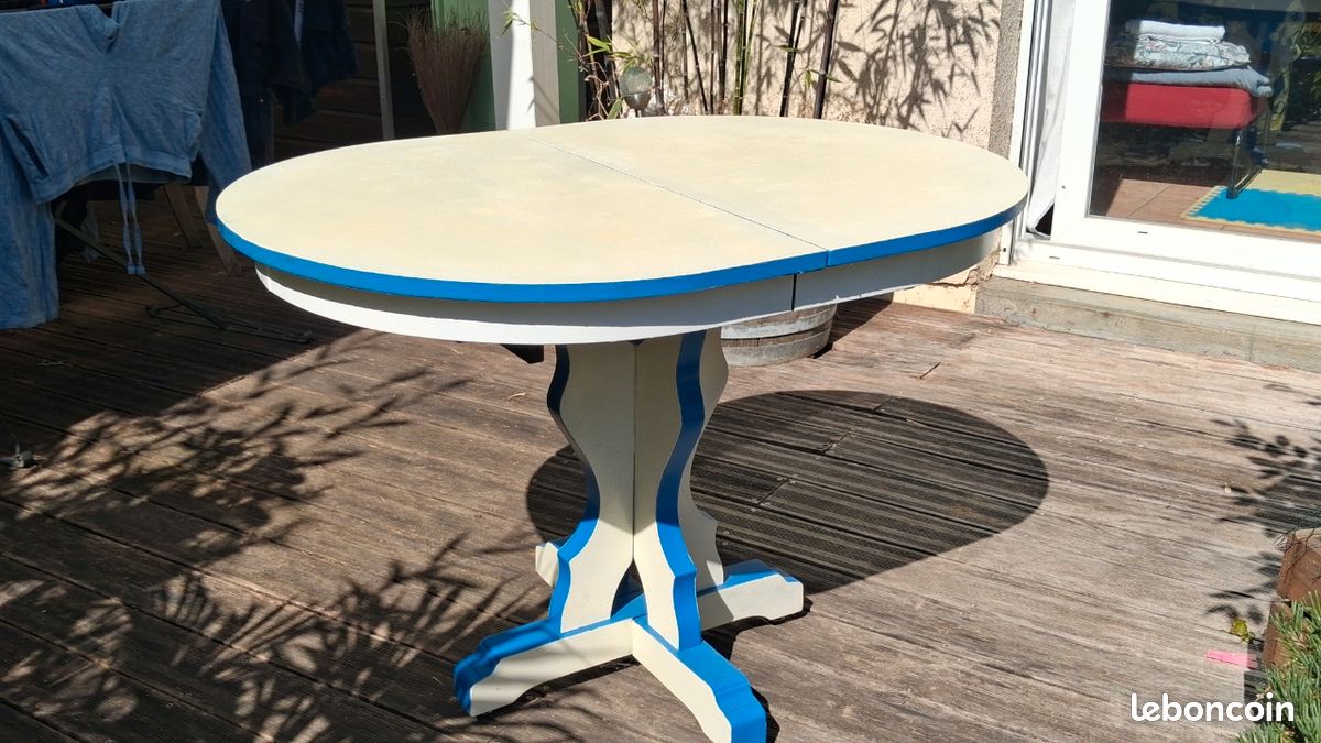 Table (image 2)